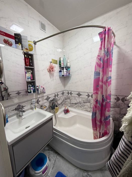 Юнусабад 15. 2в3/1/4. Шох Торт.