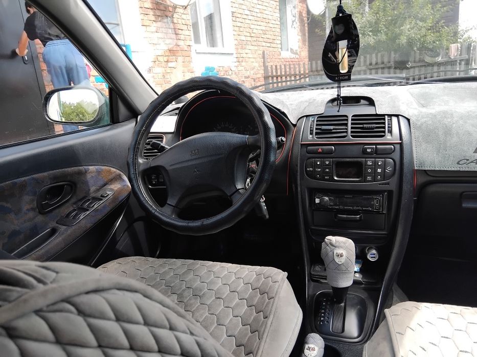 Mitsubishi Carisma продаётся