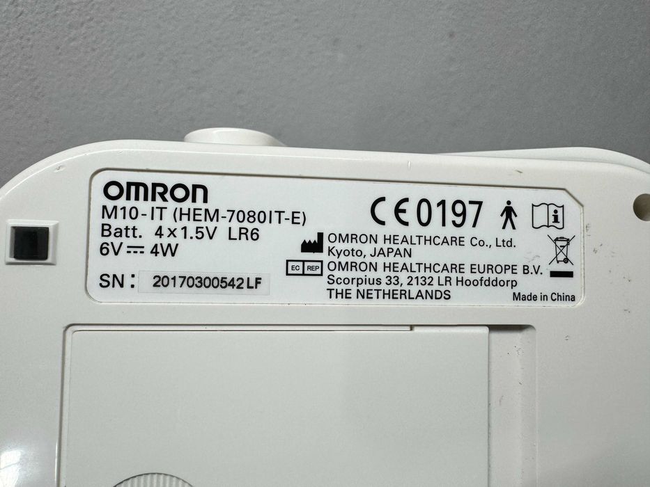 Апарат за кръвно - Omron M10-IT