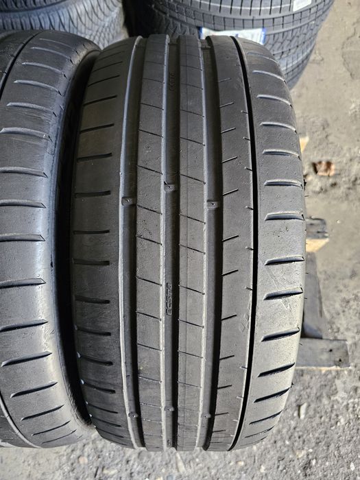 2 anvelope vara 245 40 20 Kumho 2023