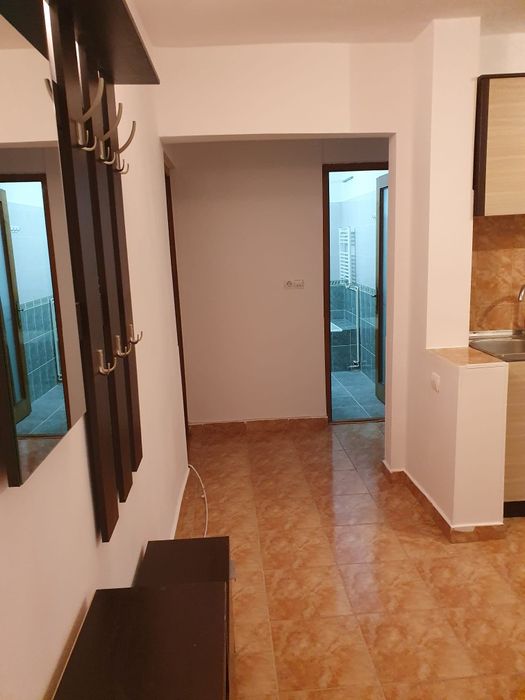 Inchiriez apartament 2 camere, Et.3, Zona Sens