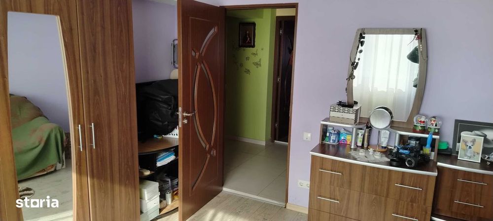De vânzare apartament 3 camere zona Centrala 80 mp