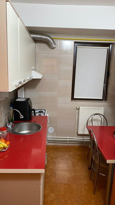 Garsoniera de închiriat / Zona Centrală Târgu Jiu (lângă Club Mozart)