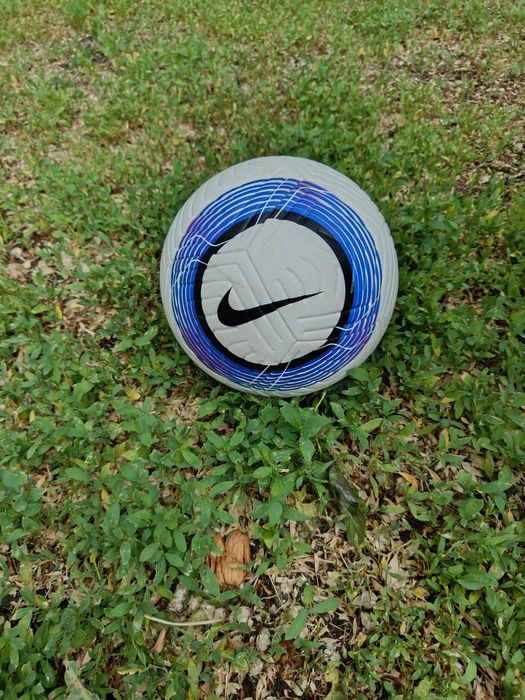 Total 90 Nike Мяч