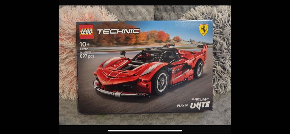 Lego Technic Ferrari FXX K 42212