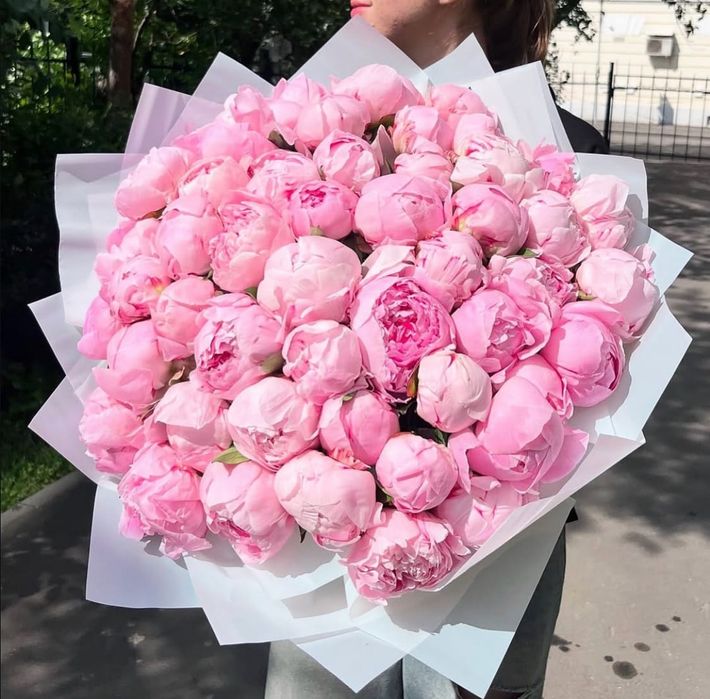 Тюльпаны ромашки