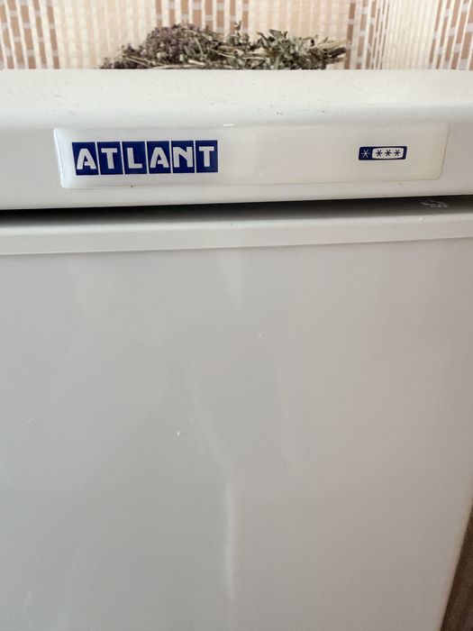 Срочно продам холодильник