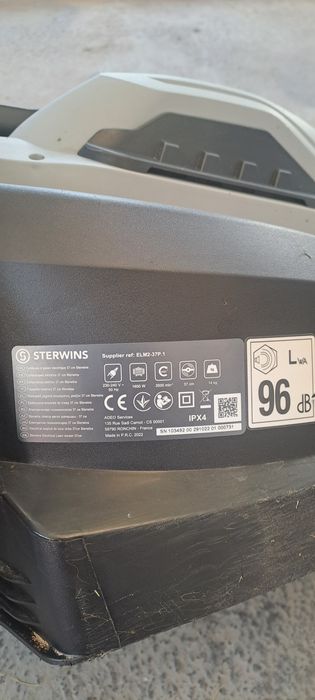 Mașină de tuns iarbă electrica 1600w