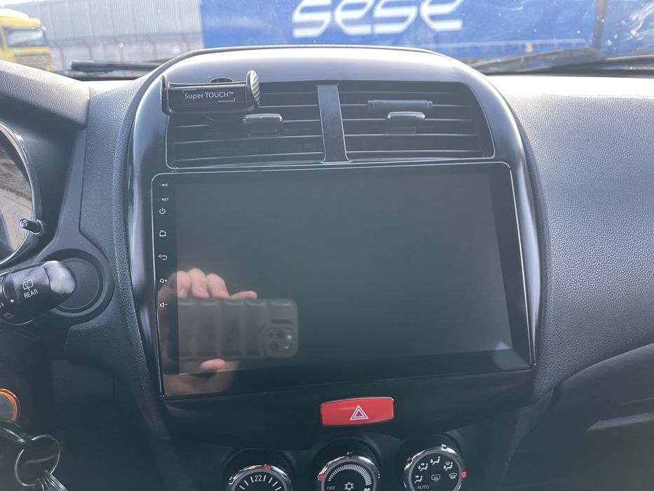 Vând Mitsubishi Asx 2012