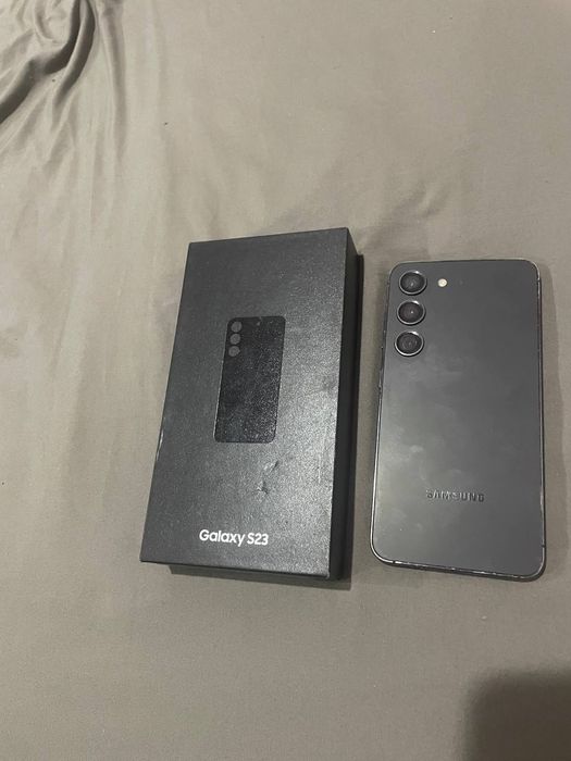 Продам Samsung s23