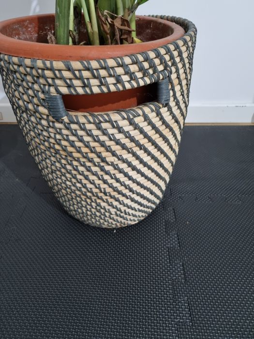 Ghiveci/ masca pentru plante Ikea