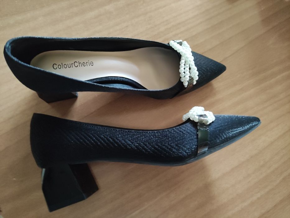 Официални обувки