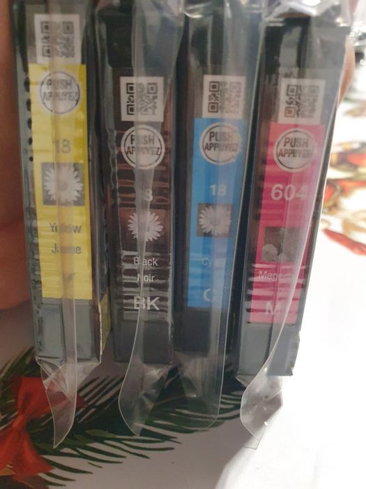 Vând epson  tuș imprimanta