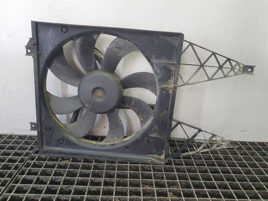 Electroventilator gmv 6q0121207 Skoda Fabia 6Y (facelift) (2004 - 2007) 1.4 tdi BNM