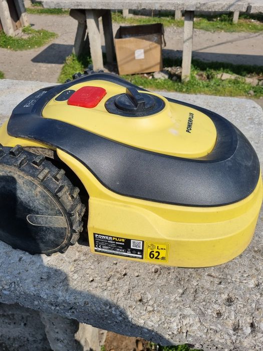 Robot de cosit gazon Power plus