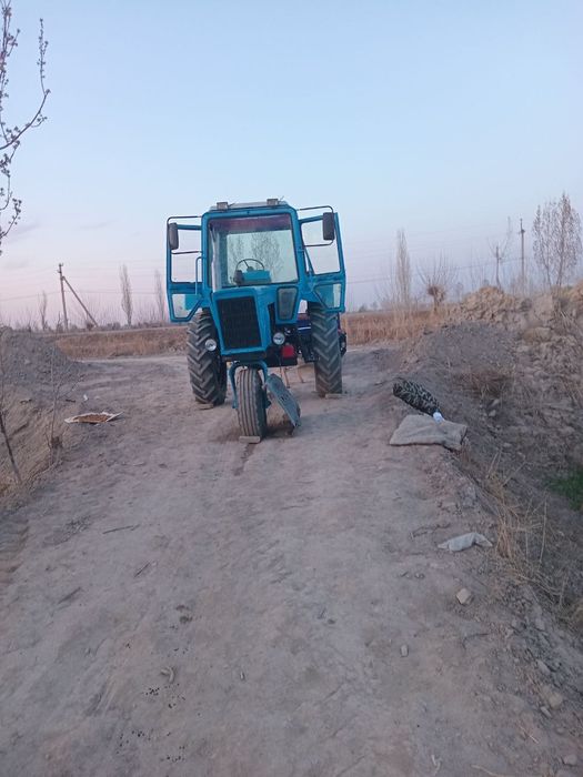 Mtz 80 traktr sotiladi