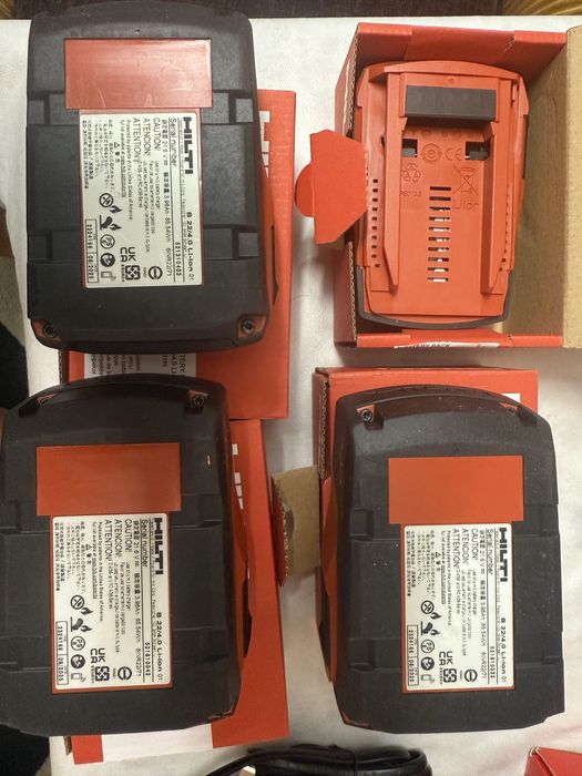 Нови! Батерии HILTI B22-4ah CPC боди Произв: 11/2025