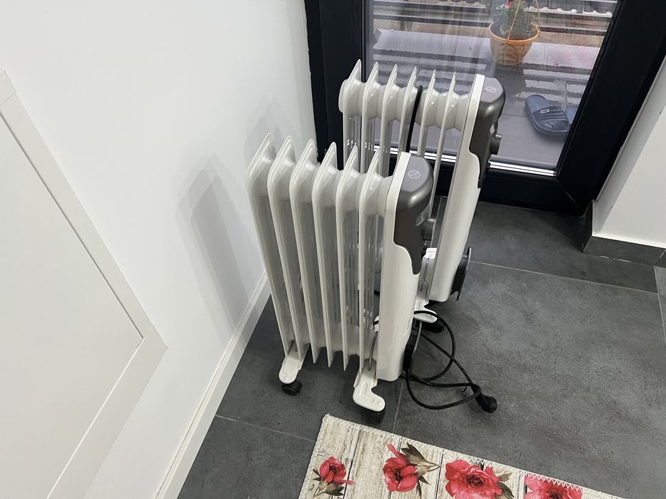 Vand doua calorifere electrice