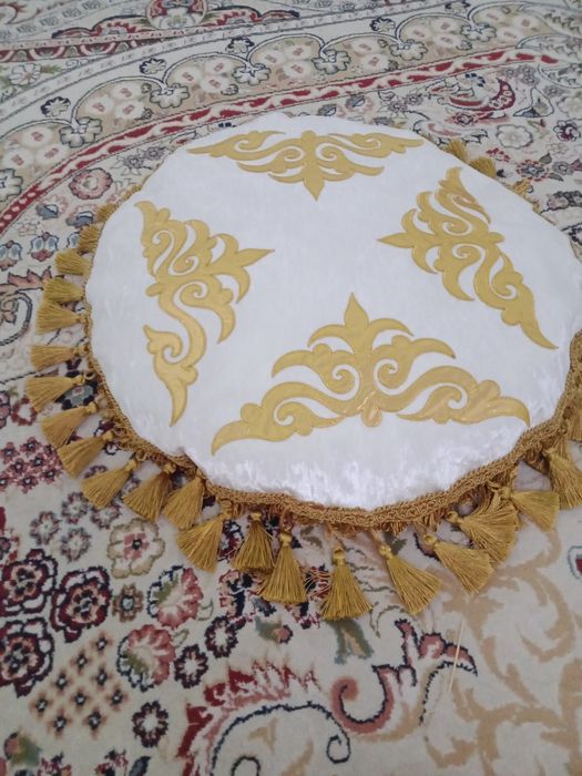 Шәй көрпе сатылады