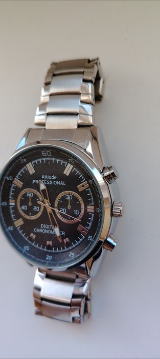 Продам наручные часы