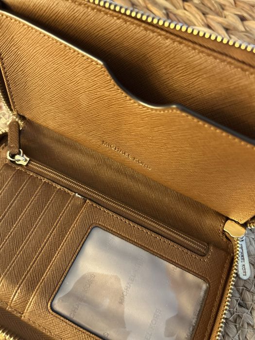 Дамски портфейл Michael Kors