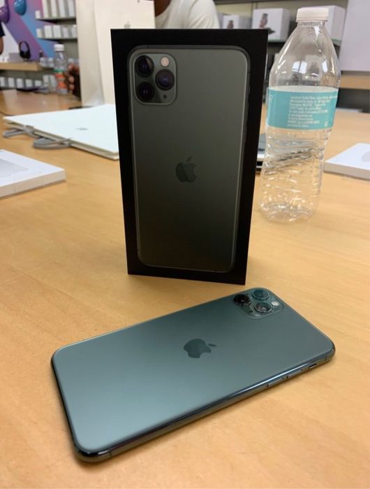 Продам айфон 11 про макс