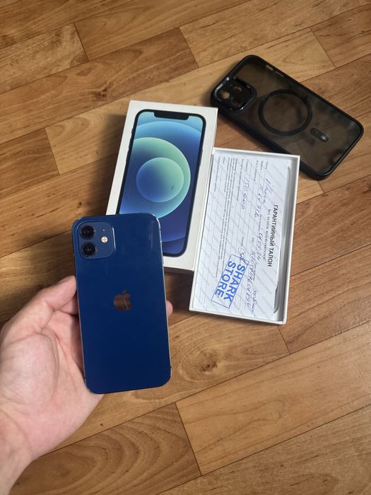 Продам Телефон Айфон 12