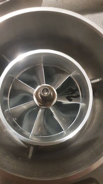 Turbina pentru motor volvo sau deutz 7.5 litri