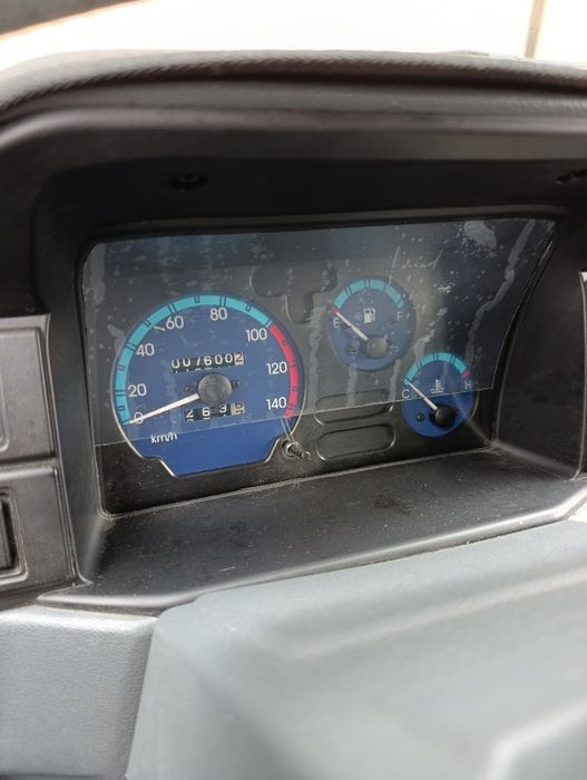 Damas tezda sotiladi pul zarurligi uchun