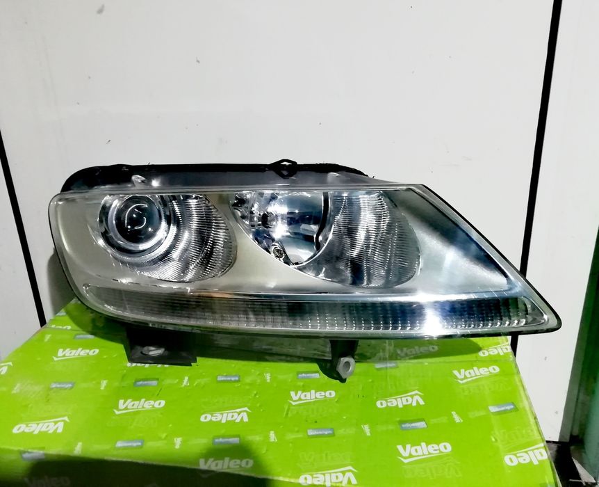 Фар Фарове за Volkswagen Phaeton / Фолксваген Файтон Bi-Xenon.