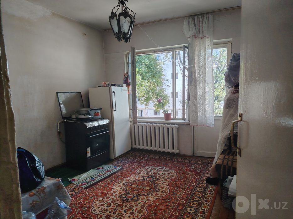 Yakkasaroyda 34 m² uy sotiladi — qulay joylashuv, Askiya bozori yaqin