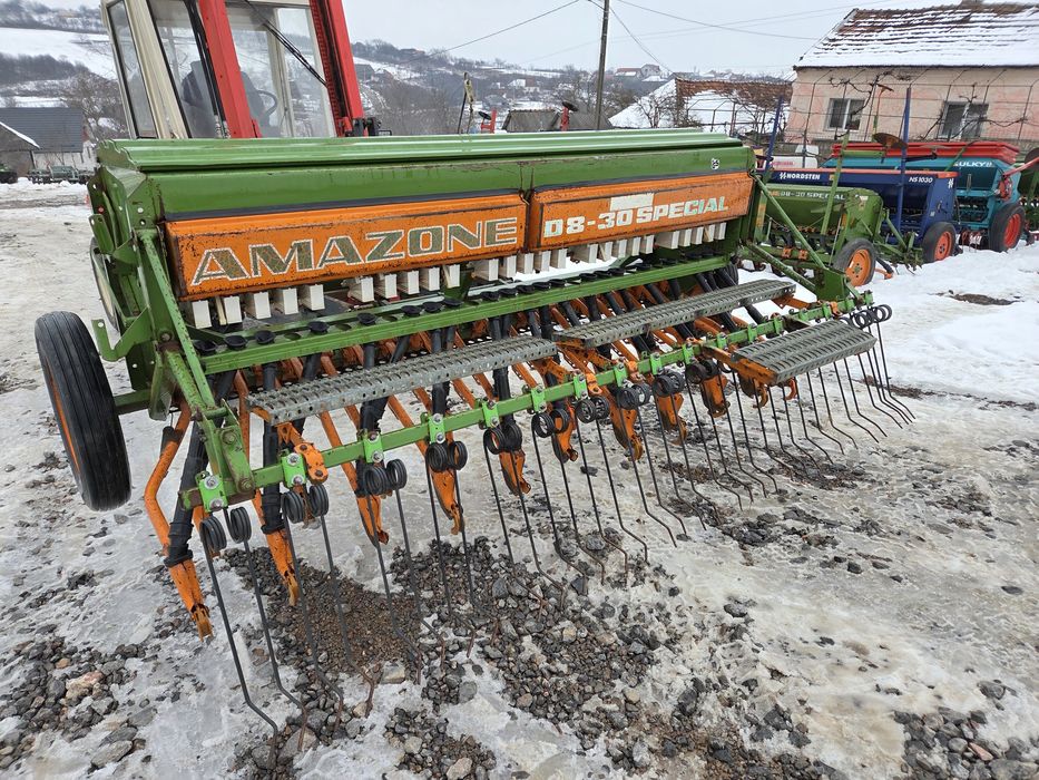 Semanatoare Paioase Amazone D8-30 Special