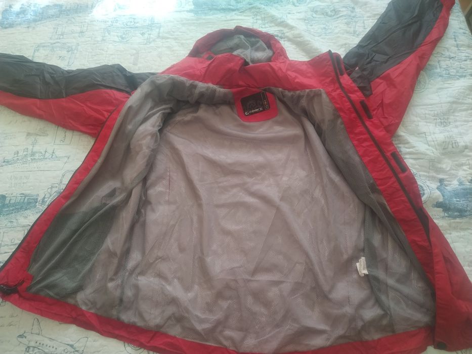 Планински яке / ветровка и планински панталон