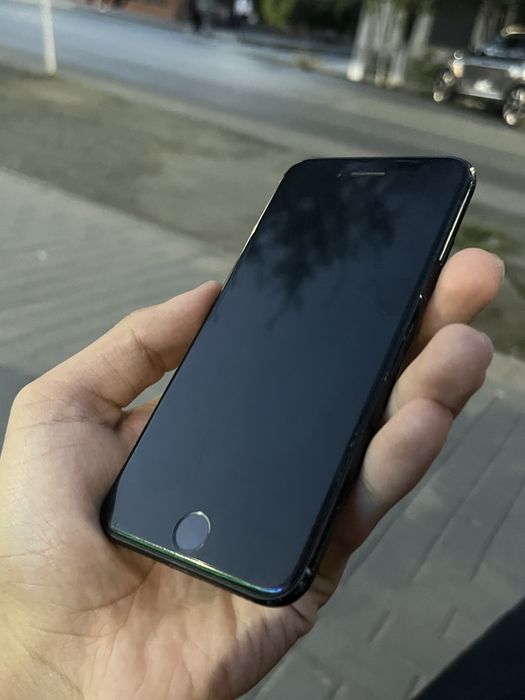 Айфон SE 64gb / без ремонт