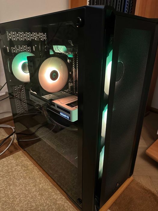 PC Gaming - AMD Ryzen 5 5600x, 32GB RAM DDR4-3200mhz, Gigabyte NVIDIA GeForce RTX 3060 12GB GDDR6