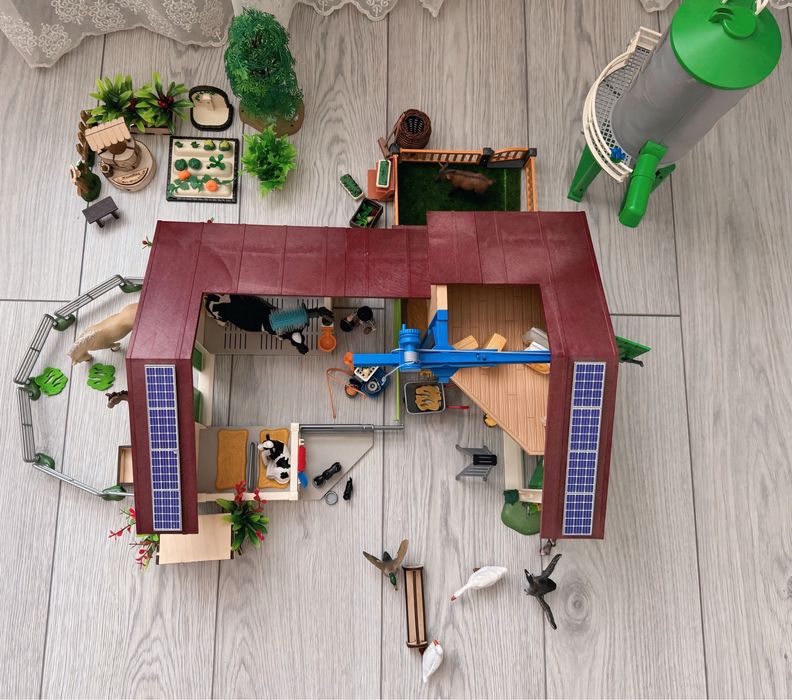 Продам набор «Ферма» Playmobil (оригинал) для детских игр