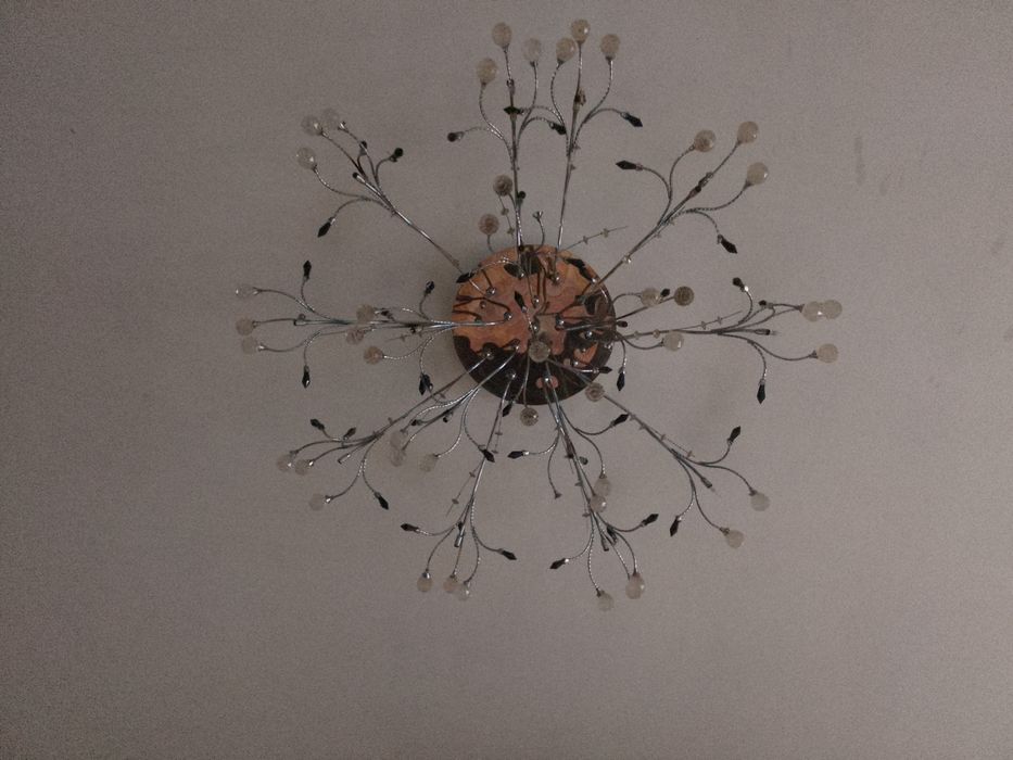 Люстра в отличном состоянии