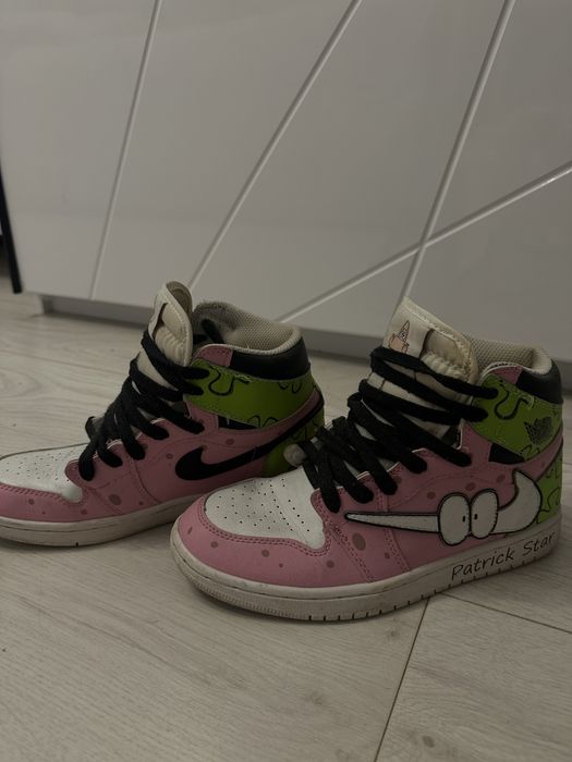 Jordan 1 Custom Patrick Star