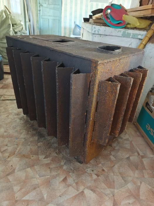 Продам печь почти новая