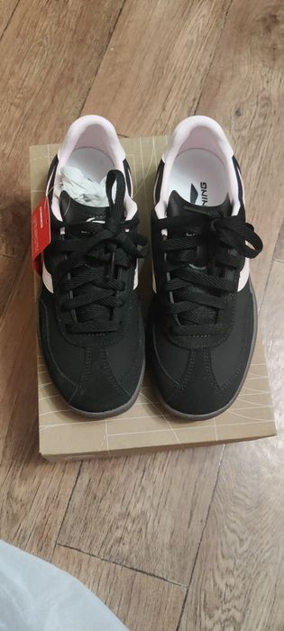 Продам кеды Li-Ning.