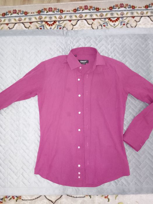 Продам женскую одежду , и рубашка муж