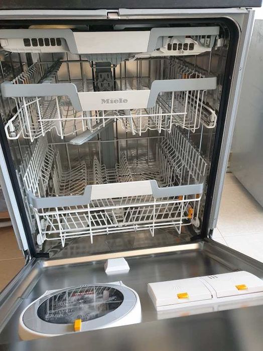 AutoDos - XXL - Miele Съдомиялна - Wi-Fi - Auto Open - Частично Вграждане