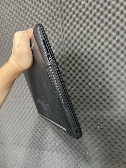 Laptop HP Ryzen 7 3700U, 8GB RAM, SSD 256GB, Full HD