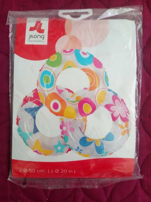 Нови надуваеми басейни,топка Фламинго,пояси Риба,плувки,очила.