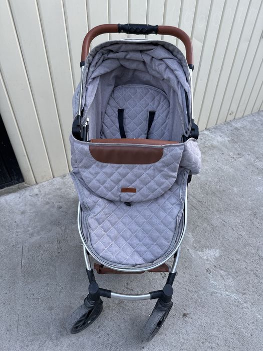 Продам детскую коляску