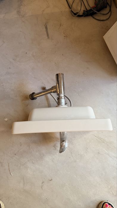 Продам раковину Villeroy & Boch