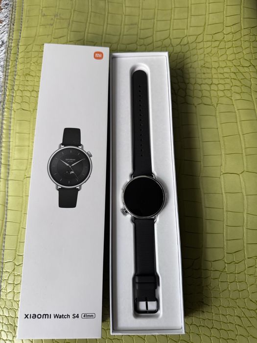 Xiaomi watch s4
