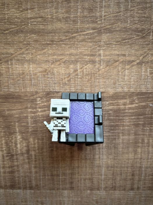 Играчка Kinder Joy: Minecraft VC315