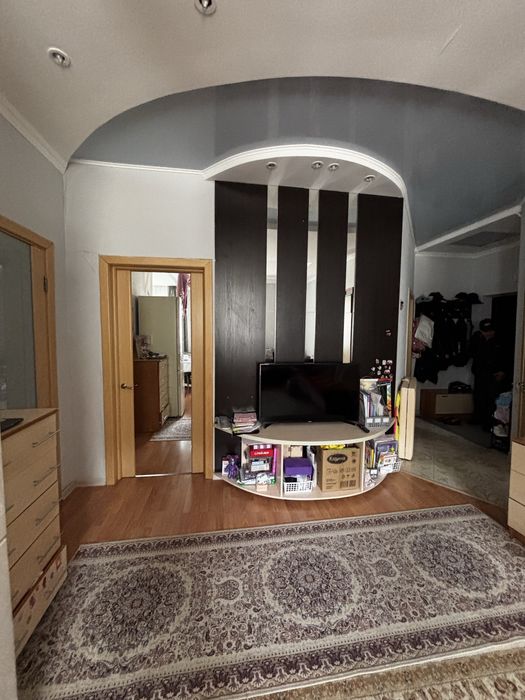 Продам 3-х комнатную квартиру студию