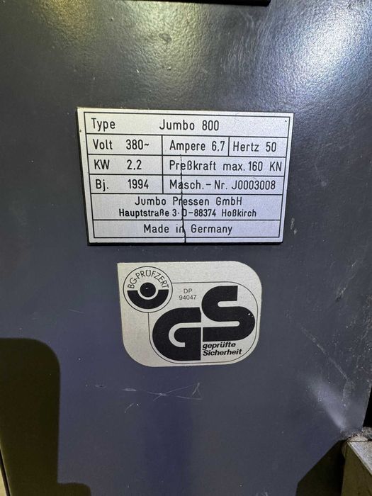 Presa hidraulica industriala pentru balotat carton - Jumbo 800